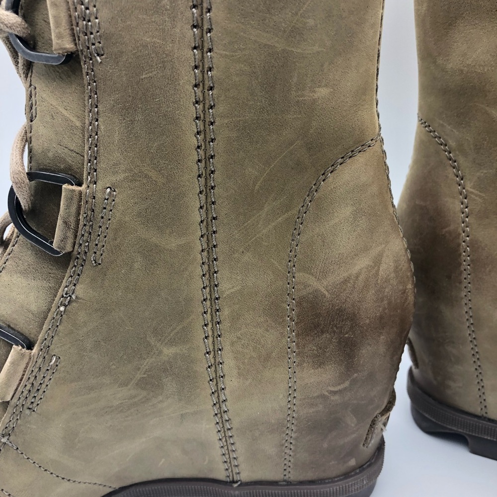 SOREL boots. - Picture 6 of 16